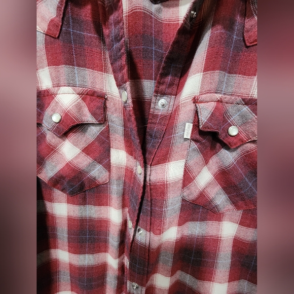 Levi's Red Plaid Button-Up Shirt, Large - Picture 3 of 4